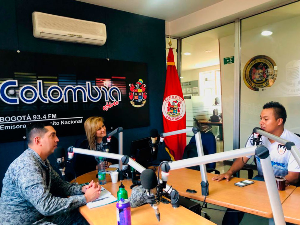 Programa Radial Avanzando Por Colombia