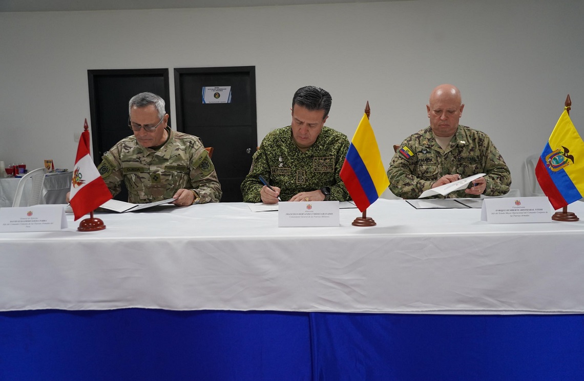 Colombia, Ecuador y Perú definen áreas de interés para lanzar operaciones ofensivas en la triple frontera