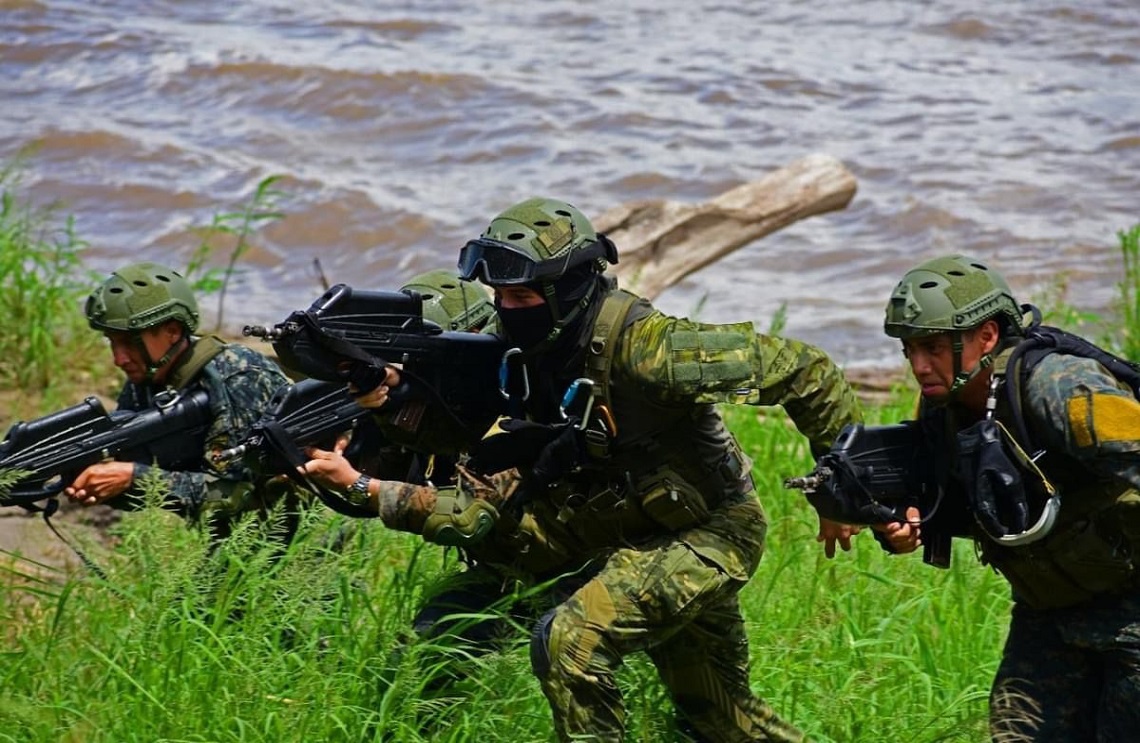Fuerzas Militares de Colombia y Perú se unieron para combatir la minería ilegal y el narcotráfico en el Amazonas