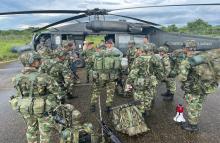 cogfm-operacion-esperanza-comando-fuerzas-especiales-fueron-insertados-en-la-selva-y-se-suman-a-la-busqueda-de-los-menores-desaparecidos-entre-caqueta-y-guaviare-19.jpg